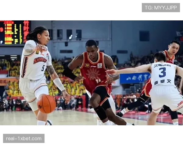 迪亚洛场均19.1分6篮板 山西小前锋攻防两端均衡